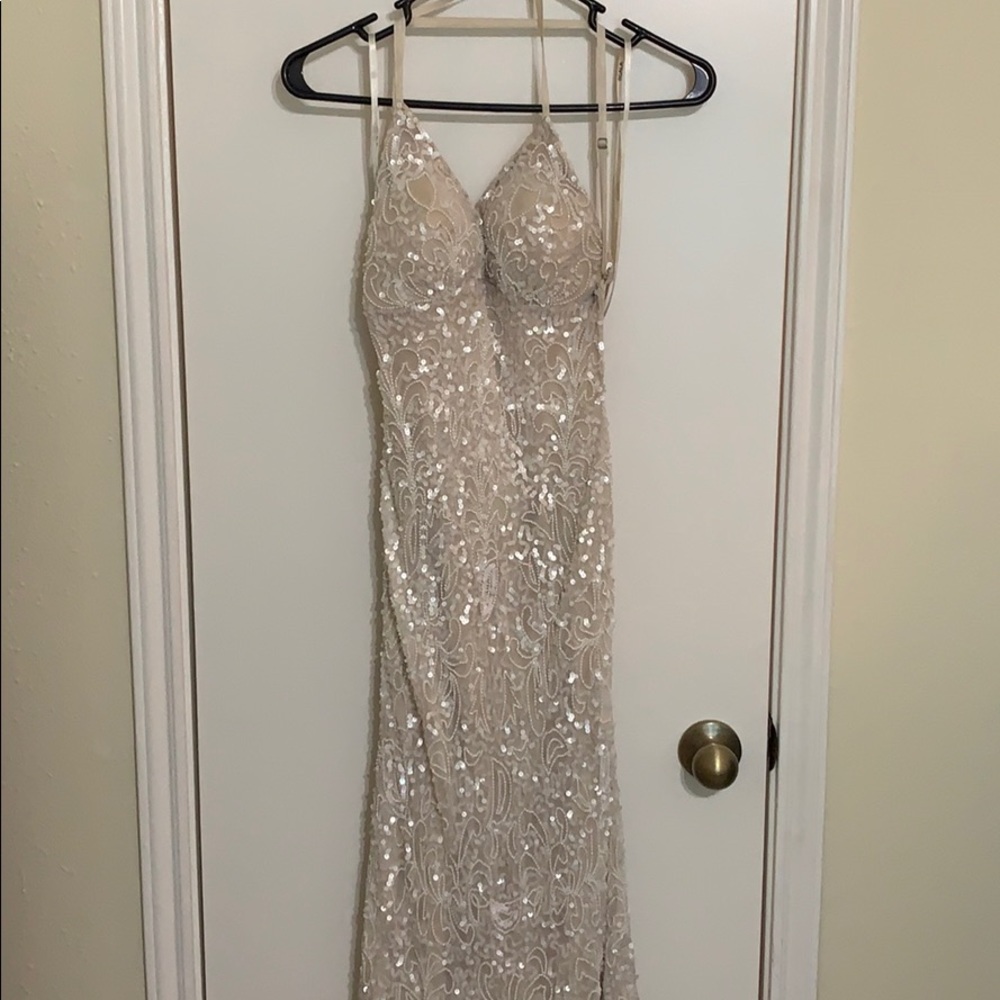 Beach wedding dress